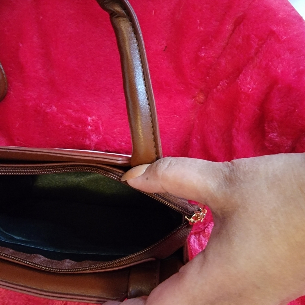 Micro Mini Brown & White Handbag - Picture 3 of 3